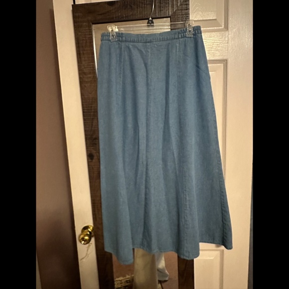 Vintage Allison Taylor Button Down Skirt - Picture 2 of 2